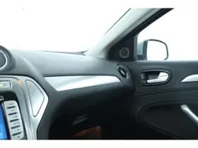 Ford Mondeo thumbnail 16