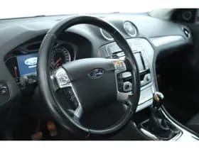 Ford Mondeo thumbnail 25