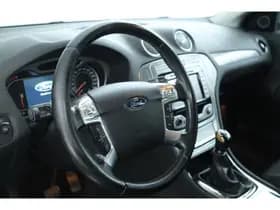 Ford Mondeo thumbnail 8