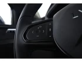 Lynk & Co 01 thumbnail 20