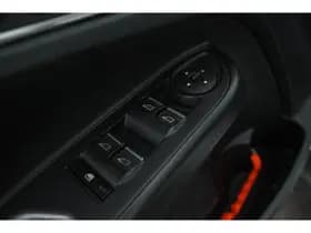Ford B-Max thumbnail 12