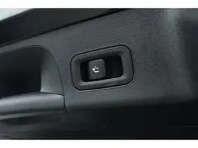 Mercedes-Benz CLA-Klasse thumbnail 16