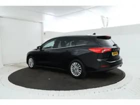 Ford Focus thumbnail 3