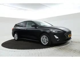 Ford Focus thumbnail 4