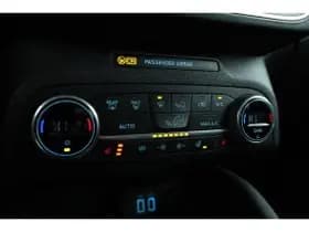 Ford Focus thumbnail 64