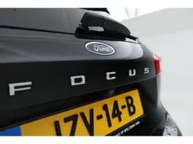 Ford Focus thumbnail 9