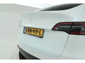 Tesla Model Y thumbnail 11