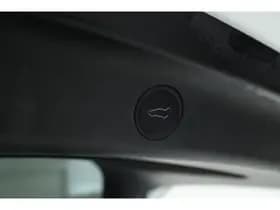 Tesla Model Y thumbnail 14