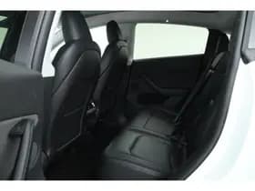 Tesla Model Y thumbnail 34