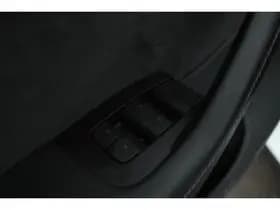 Tesla Model Y thumbnail 53