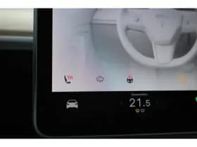 Tesla Model Y thumbnail 62