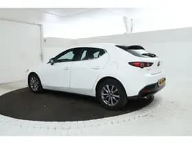 Mazda 3 thumbnail 2