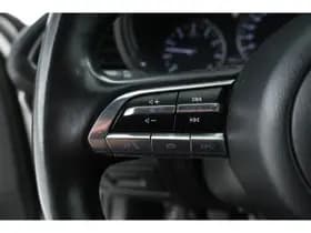 Mazda 3 thumbnail 17