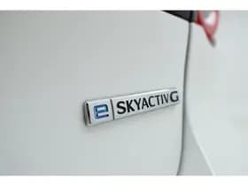 Mazda 3 thumbnail 10