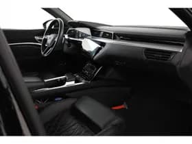 Audi e-tron thumbnail 31