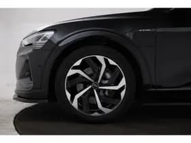 Audi e-tron thumbnail 9