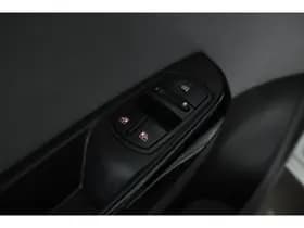 Opel Corsa thumbnail 10