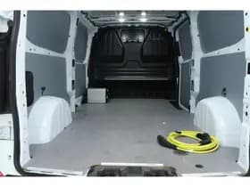 Volkswagen E-Transporter thumbnail 15