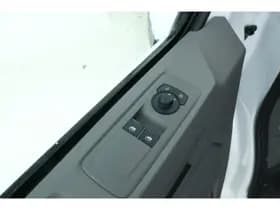 Volkswagen E-Transporter thumbnail 21