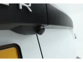 Volkswagen E-Transporter thumbnail 48