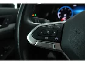 Volkswagen Golf thumbnail 15