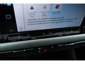 Volkswagen Golf thumbnail 54