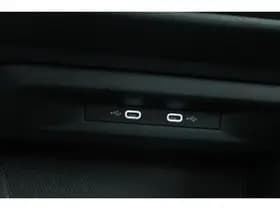 Volkswagen Golf thumbnail 56