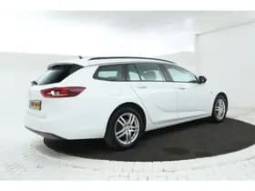 Opel Insignia thumbnail 3