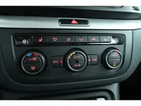Volkswagen Sharan thumbnail 31