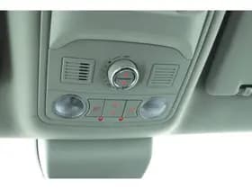 Volkswagen Sharan thumbnail 35