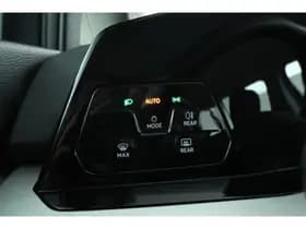 Volkswagen Golf thumbnail 14