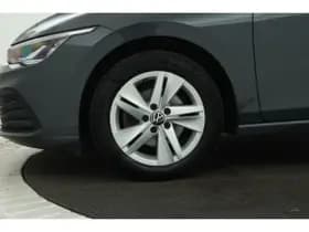 Volkswagen Golf thumbnail 41