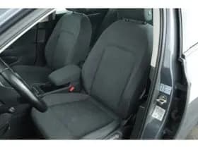 Volkswagen Golf thumbnail 46
