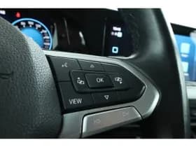 Volkswagen Golf thumbnail 50