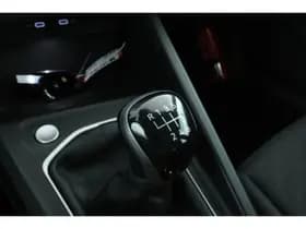 Volkswagen Golf thumbnail 63