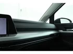 Volkswagen Golf thumbnail 65