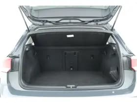 Volkswagen Golf thumbnail 9