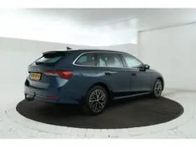 Škoda Octavia thumbnail 3