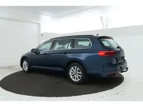 Volkswagen Passat thumbnail 3