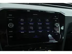 Volkswagen Passat thumbnail 28