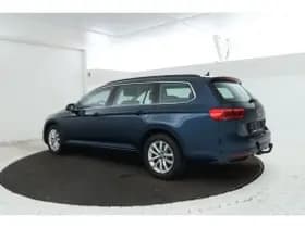 Volkswagen Passat thumbnail 40