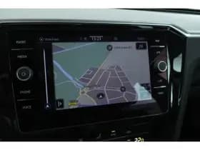 Volkswagen Passat thumbnail 62