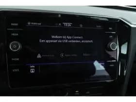 Volkswagen Passat thumbnail 63