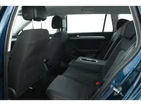 Volkswagen Passat thumbnail 74