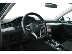 Volkswagen Passat thumbnail 10