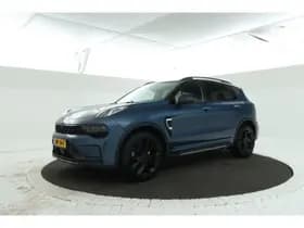 Lynk & Co 01 thumbnail 1