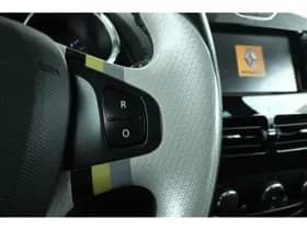 Renault Clio thumbnail 17