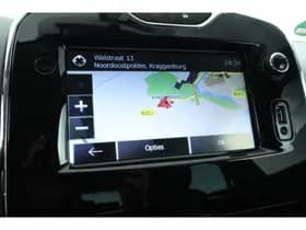 Renault Clio thumbnail 24