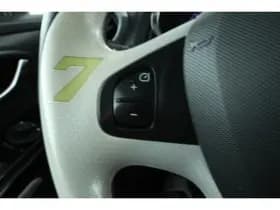 Renault Clio thumbnail 45