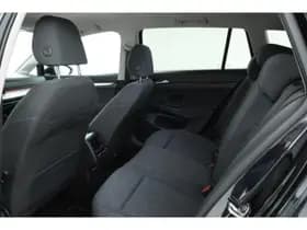 Volkswagen Golf thumbnail 32